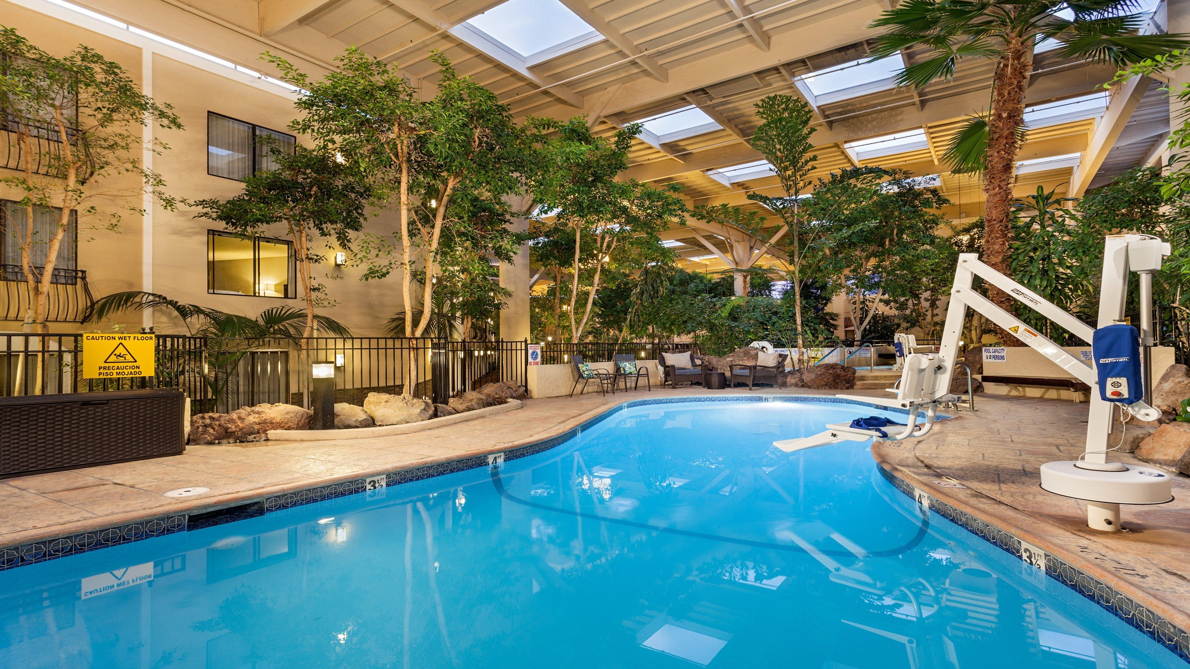 Concord Plaza Hotel Εξωτερικό φωτογραφία