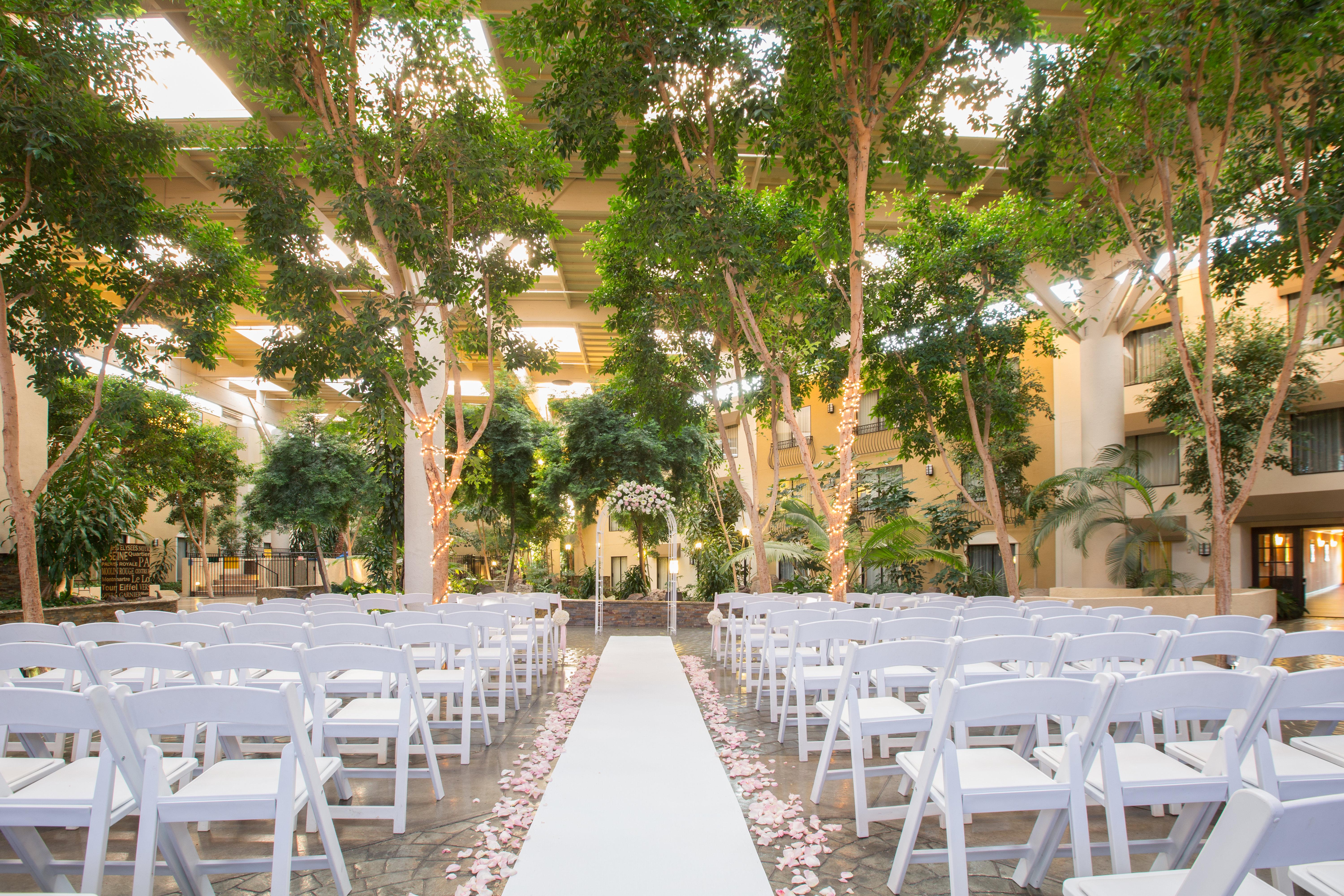Concord Plaza Hotel Εξωτερικό φωτογραφία